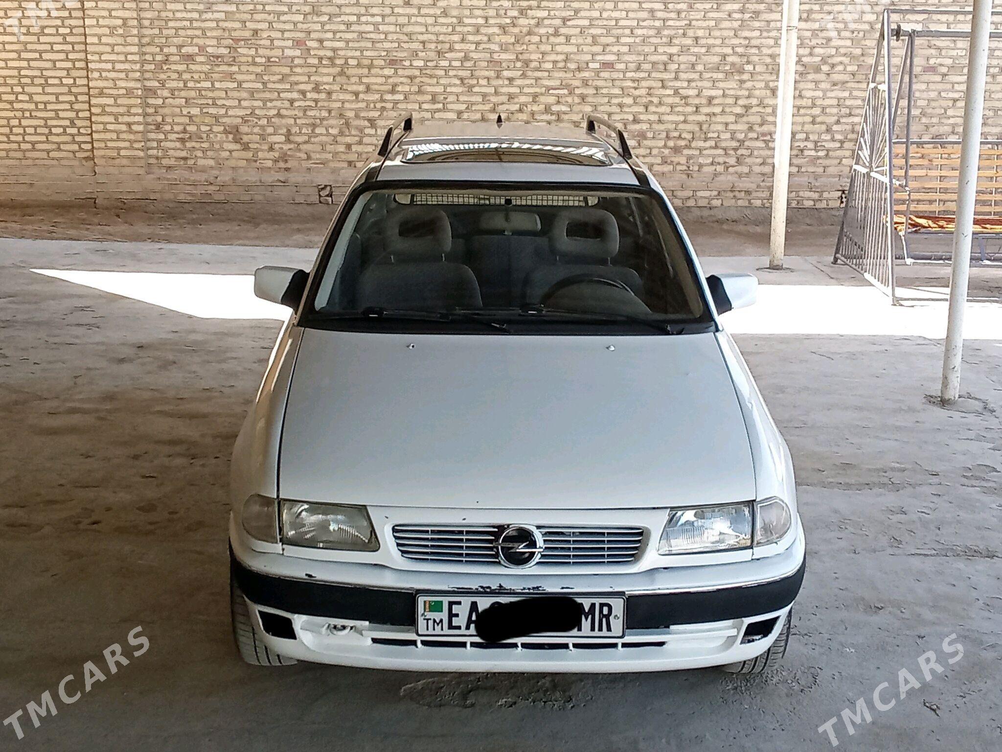 Opel Astra 1993 - 35 000 TMT - Мары - img 4