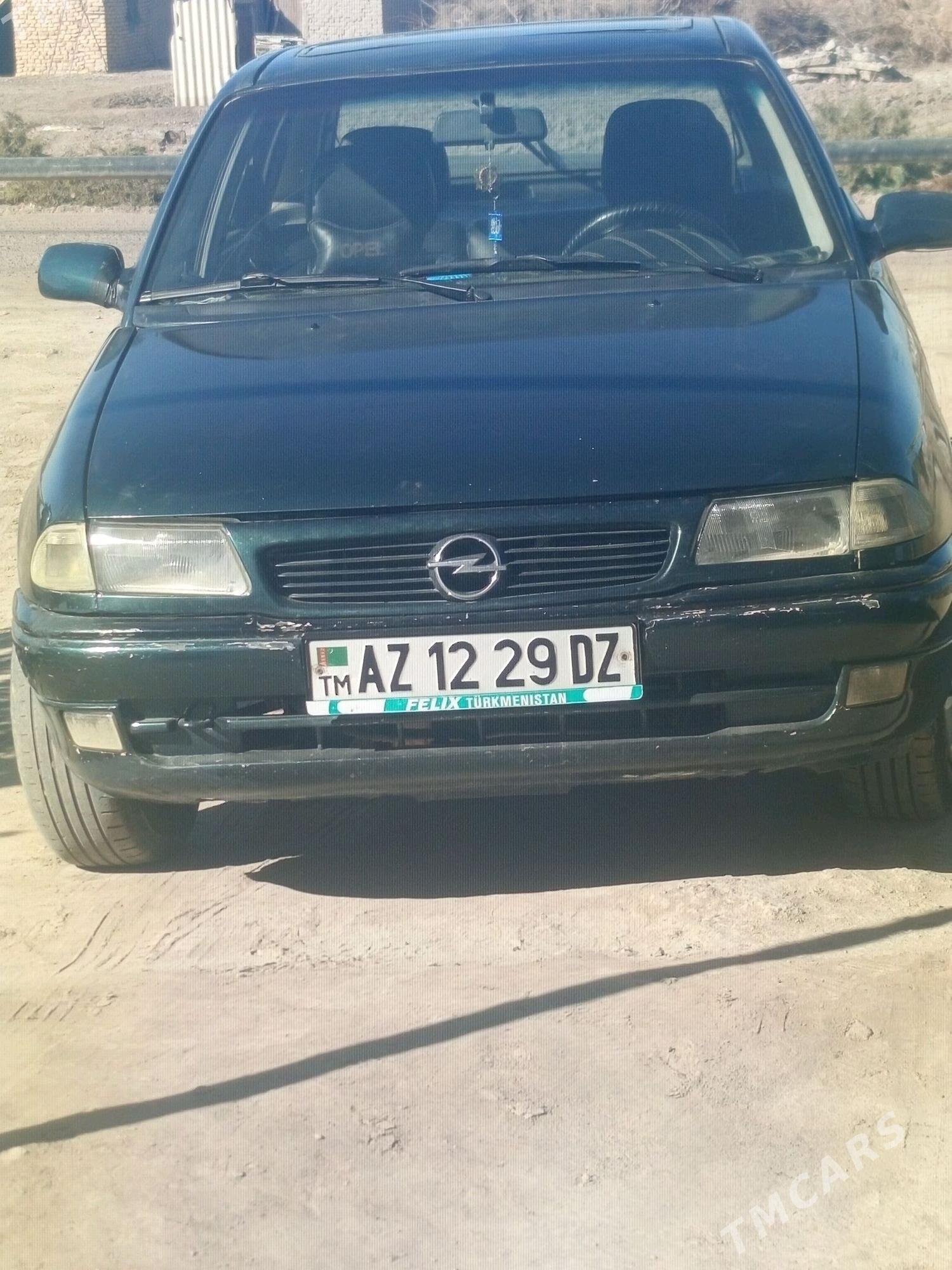 Opel Astra 1994 - 40 000 TMT - Губадаг - img 4