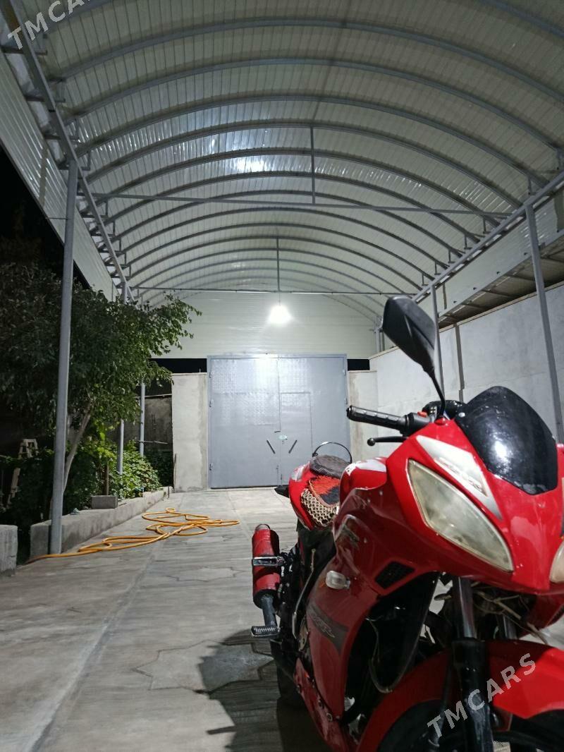 Ozan 200-14 2019 - 22 000 TMT - Магданлы - img 1