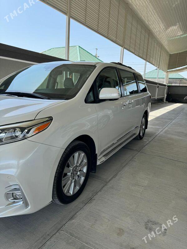 Toyota Sienna 2019 - 570 000 TMT - Ашхабад - img 6