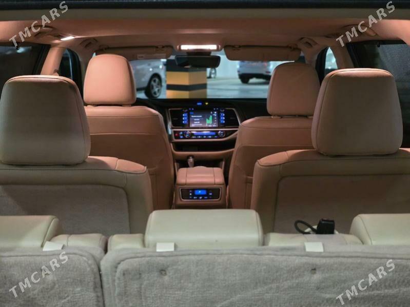 Toyota Highlander 2020 - 515 000 TMT - Podwoýski köç. (Bitarap Türkmenistan şaýoly) - img 9