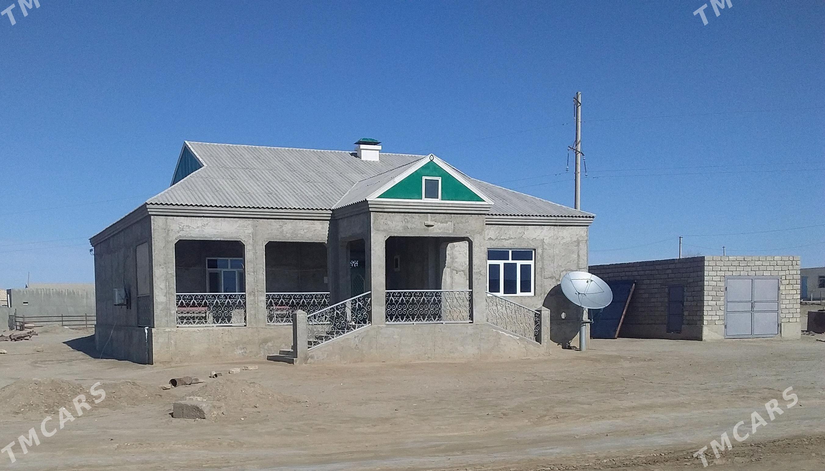 Jaý - Эсенгулы - img 1