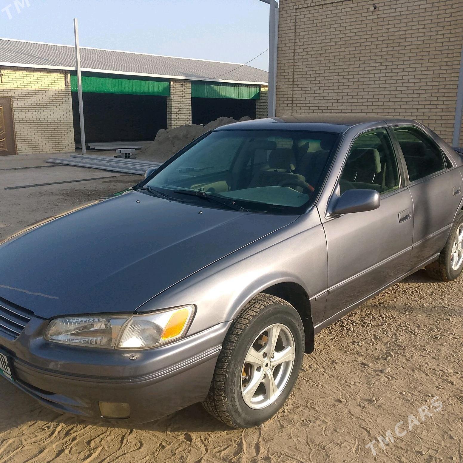 Toyota Camry 1998 - 110 000 TMT - Сакарчага - img 2