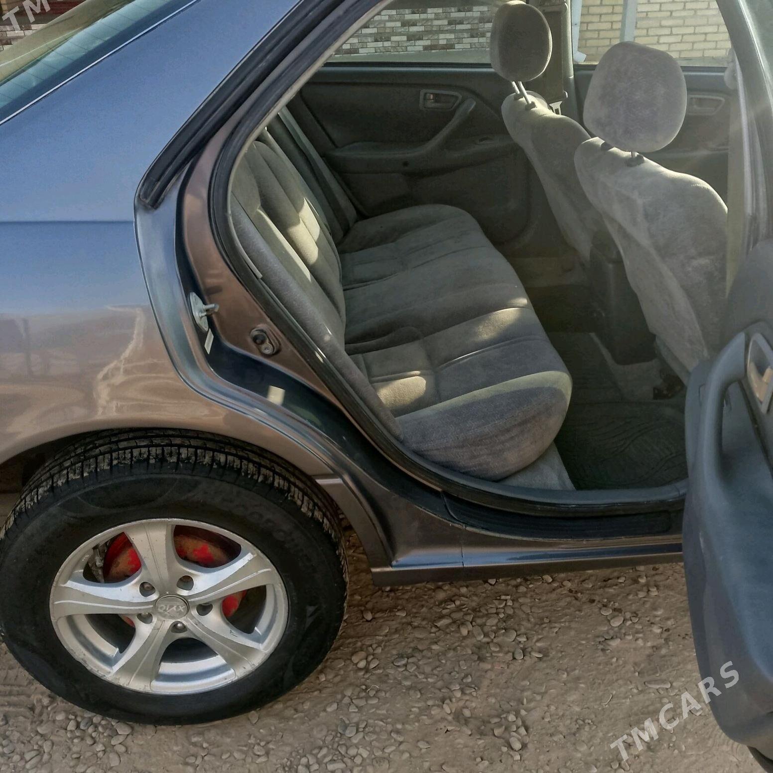 Toyota Camry 1998 - 110 000 TMT - Сакарчага - img 1