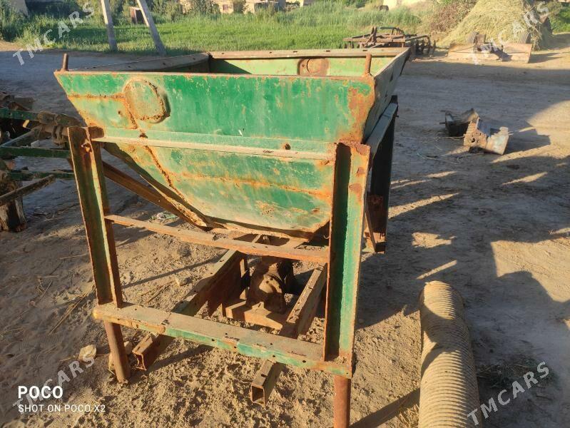 MTZ 80 2013 - 250 000 TMT - Dänew - img 7