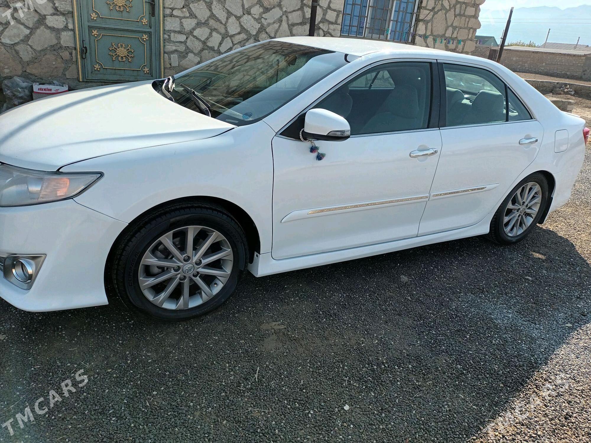 Toyota Camry 2012 - 225 000 TMT - Balkanabat - img 2