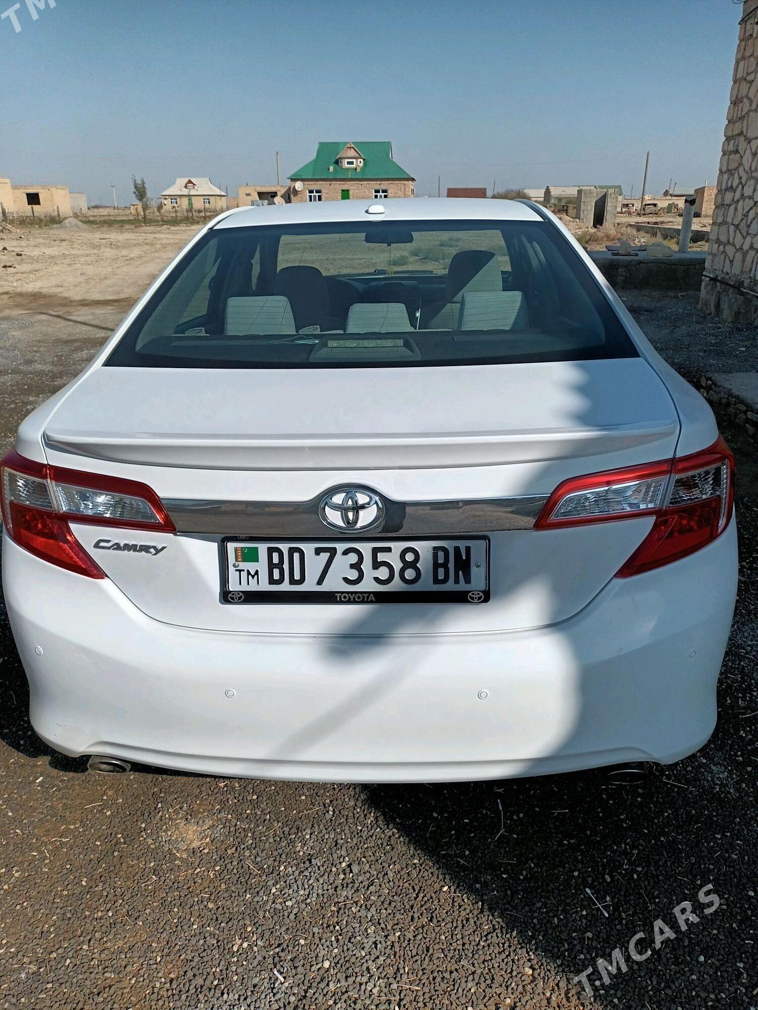 Toyota Camry 2012 - 225 000 TMT - Balkanabat - img 3