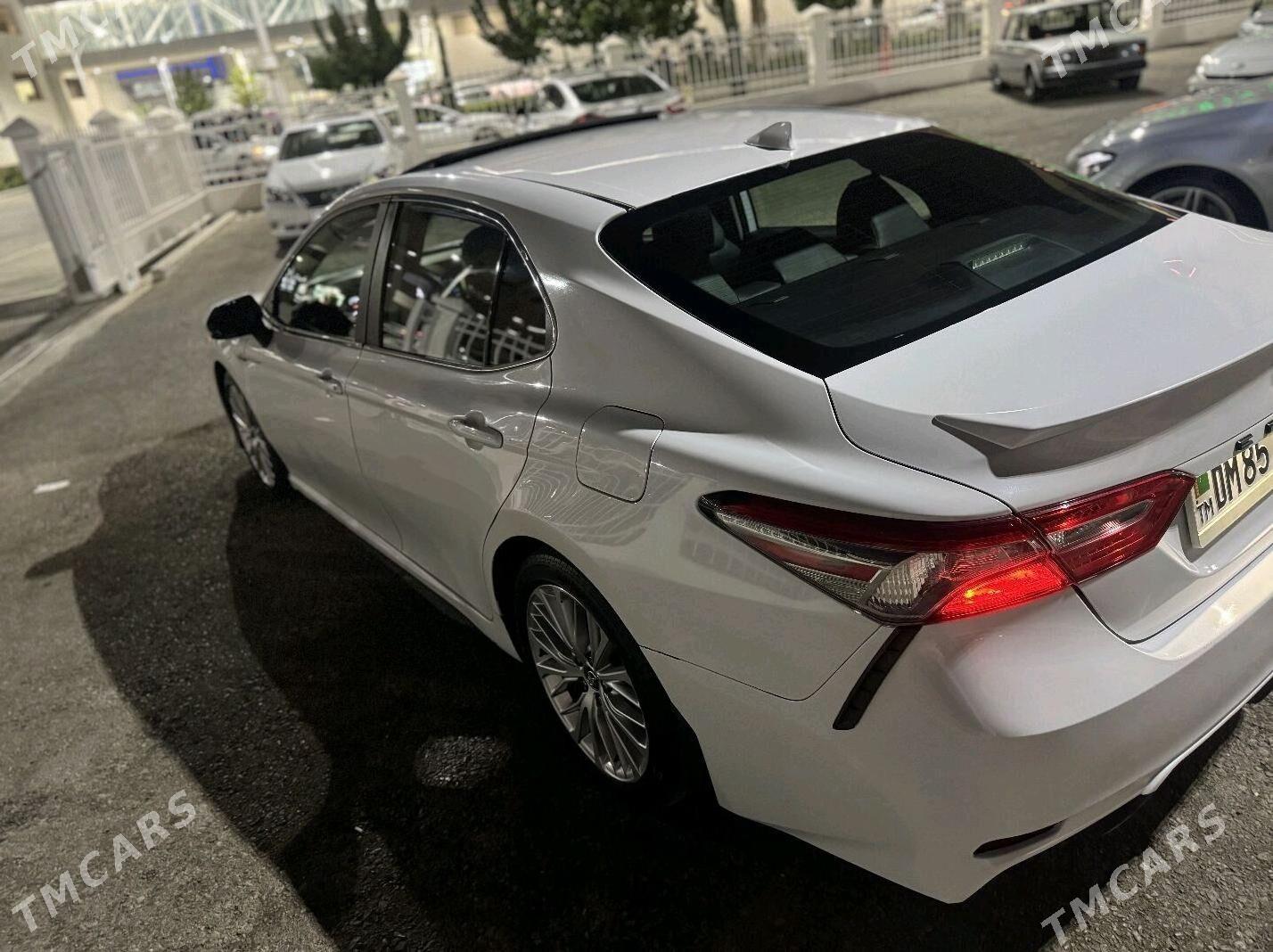 Toyota Camry 2019 - 290 000 TMT - Aşgabat - img 6