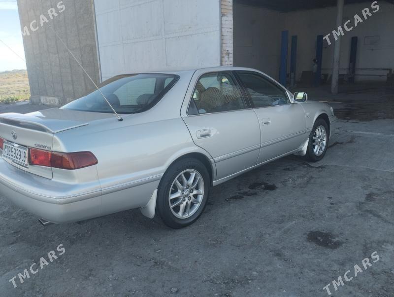 Toyota Camry 2000 - 196 000 TMT - Darganata - img 1