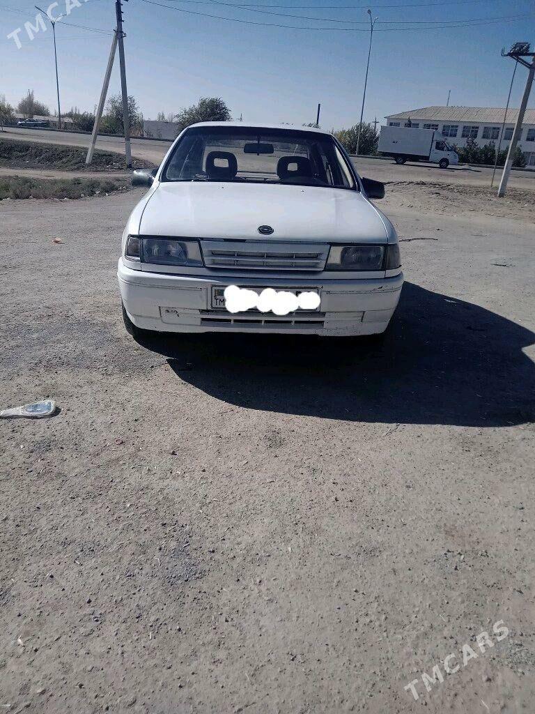 Opel Vectra 1990 - 28 000 TMT - Болдумсаз - img 3