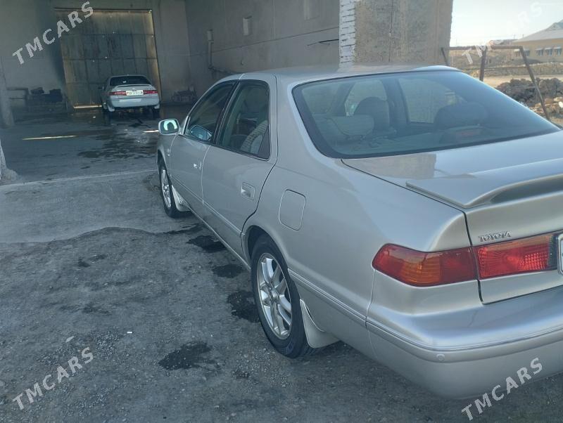 Toyota Camry 2000 - 196 000 TMT - Darganata - img 6