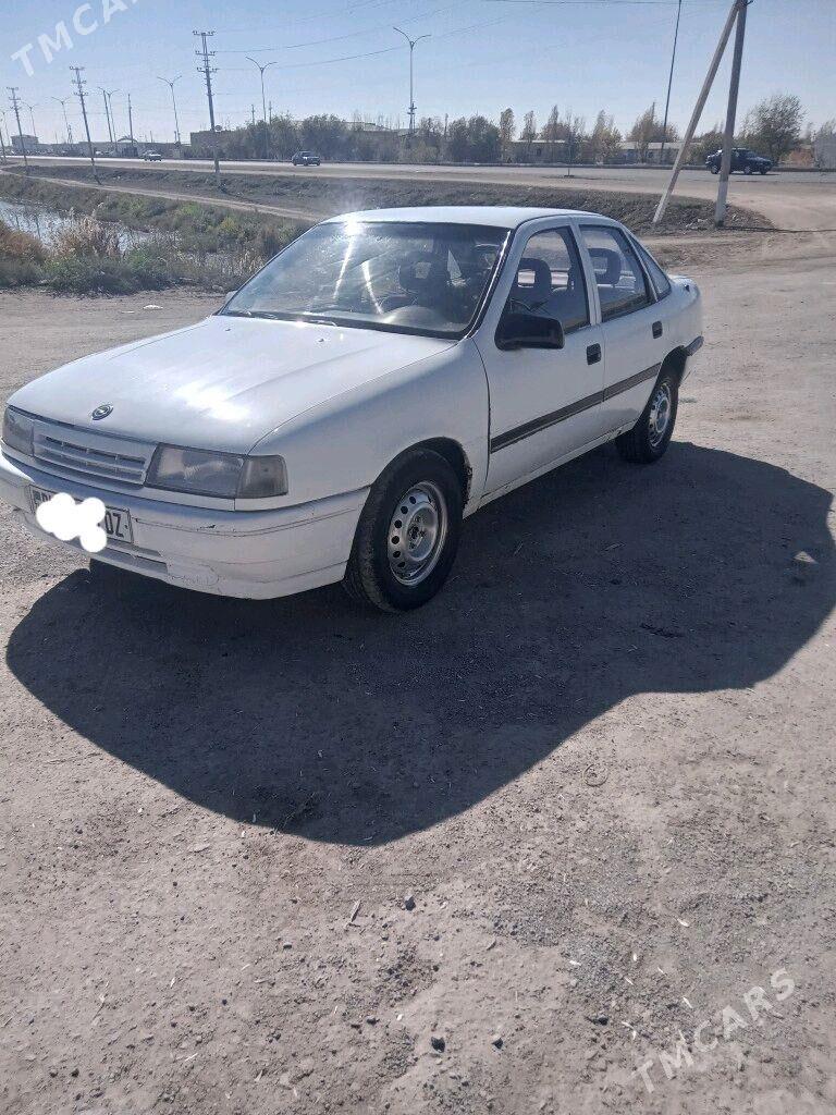 Opel Vectra 1990 - 28 000 TMT - Болдумсаз - img 4