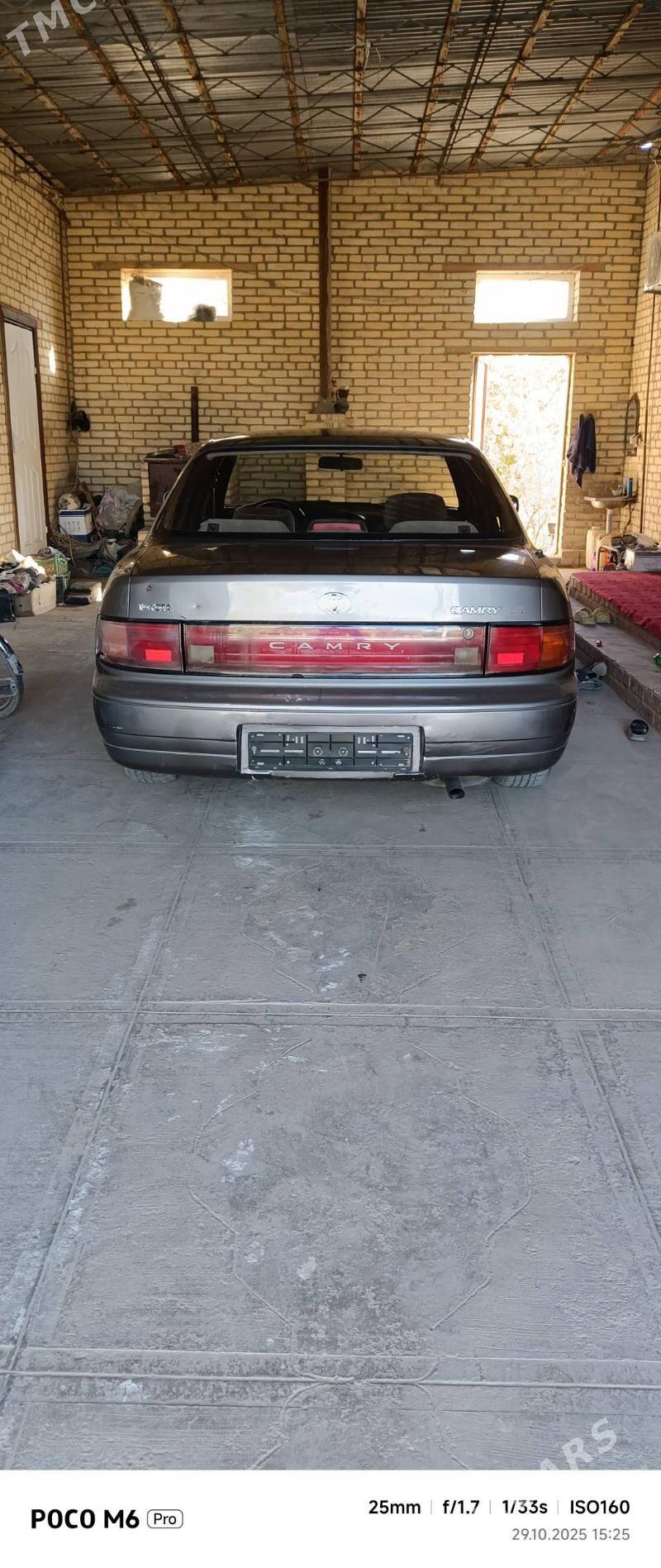 Toyota Camry 1992 - 100 000 TMT - Halaç - img 3