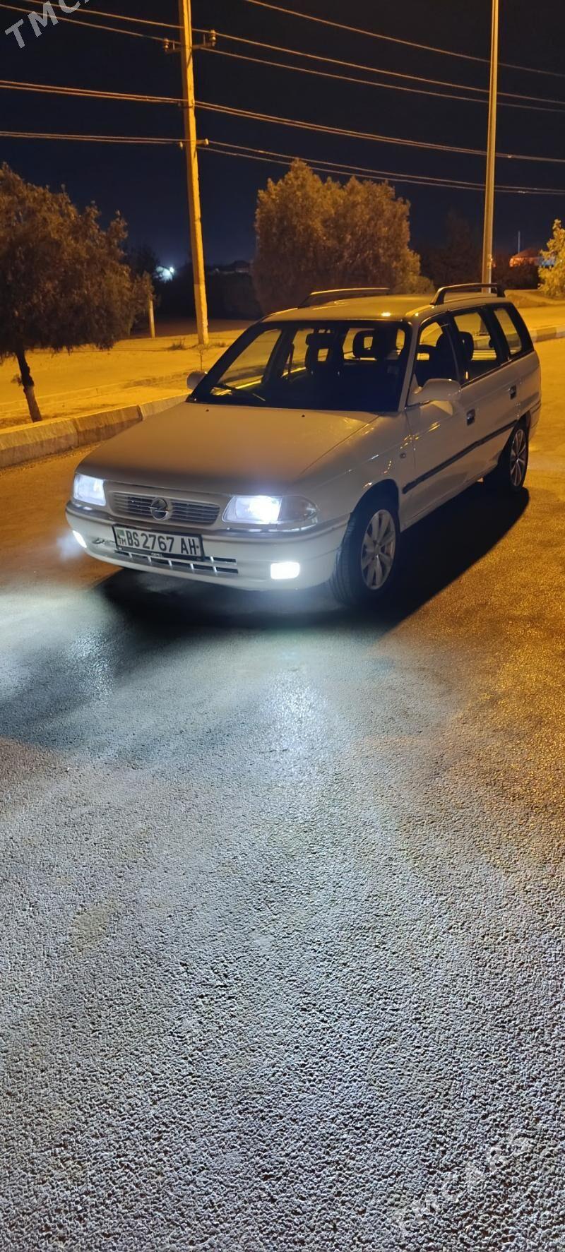 Opel Astra 1997 - 40 000 TMT - Бахарден - img 2