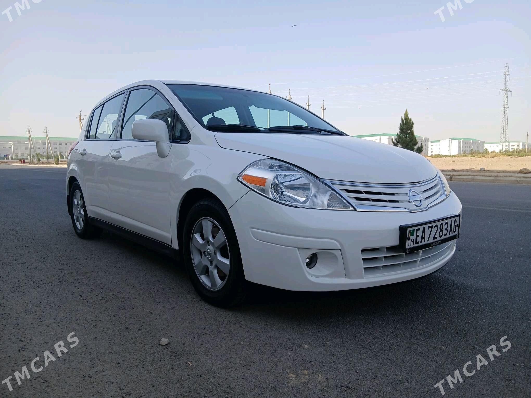 Nissan Versa 2011 - 138 000 TMT - Büzmeýin - img 2