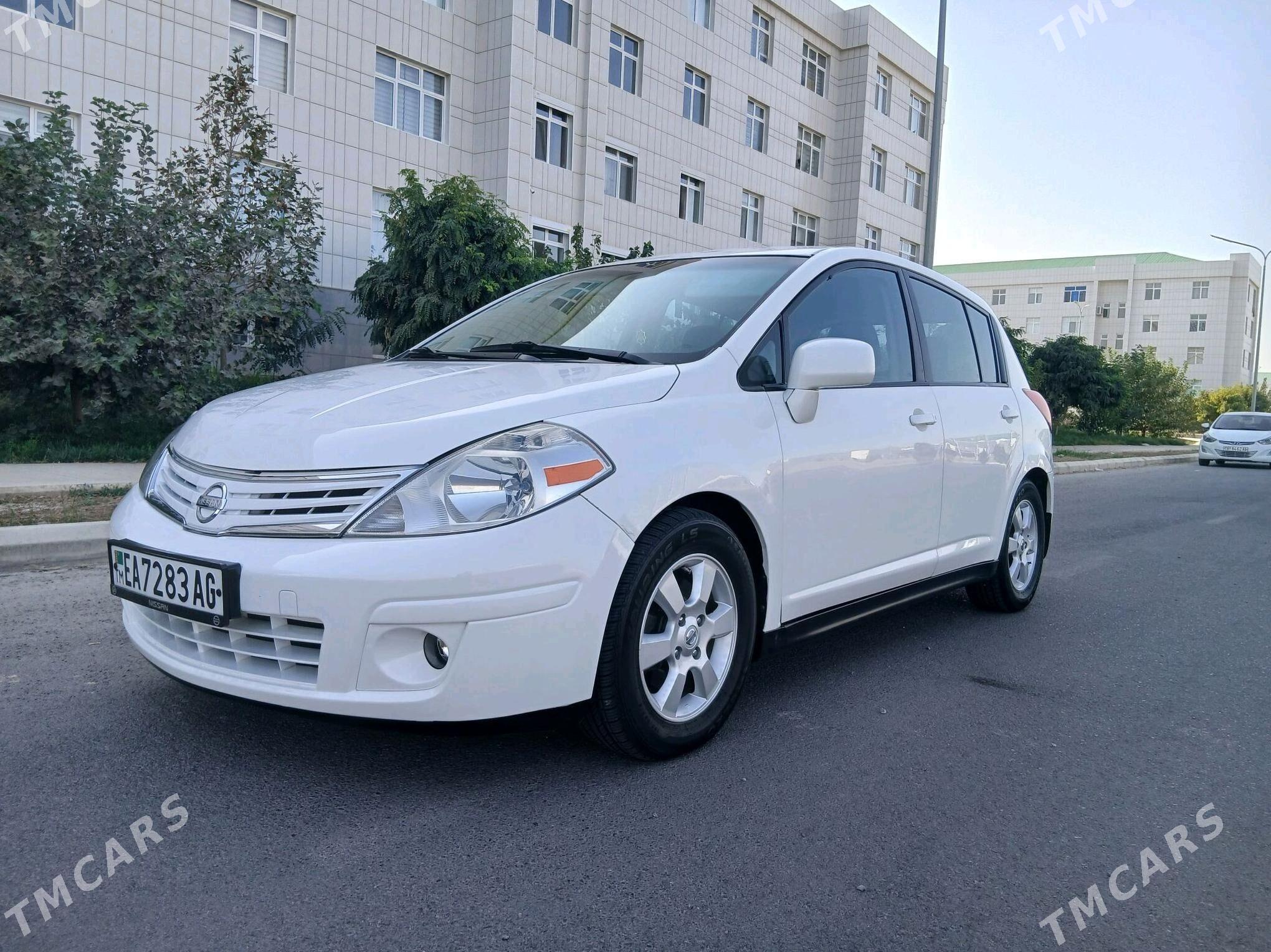 Nissan Versa 2011 - 138 000 TMT - Büzmeýin - img 5