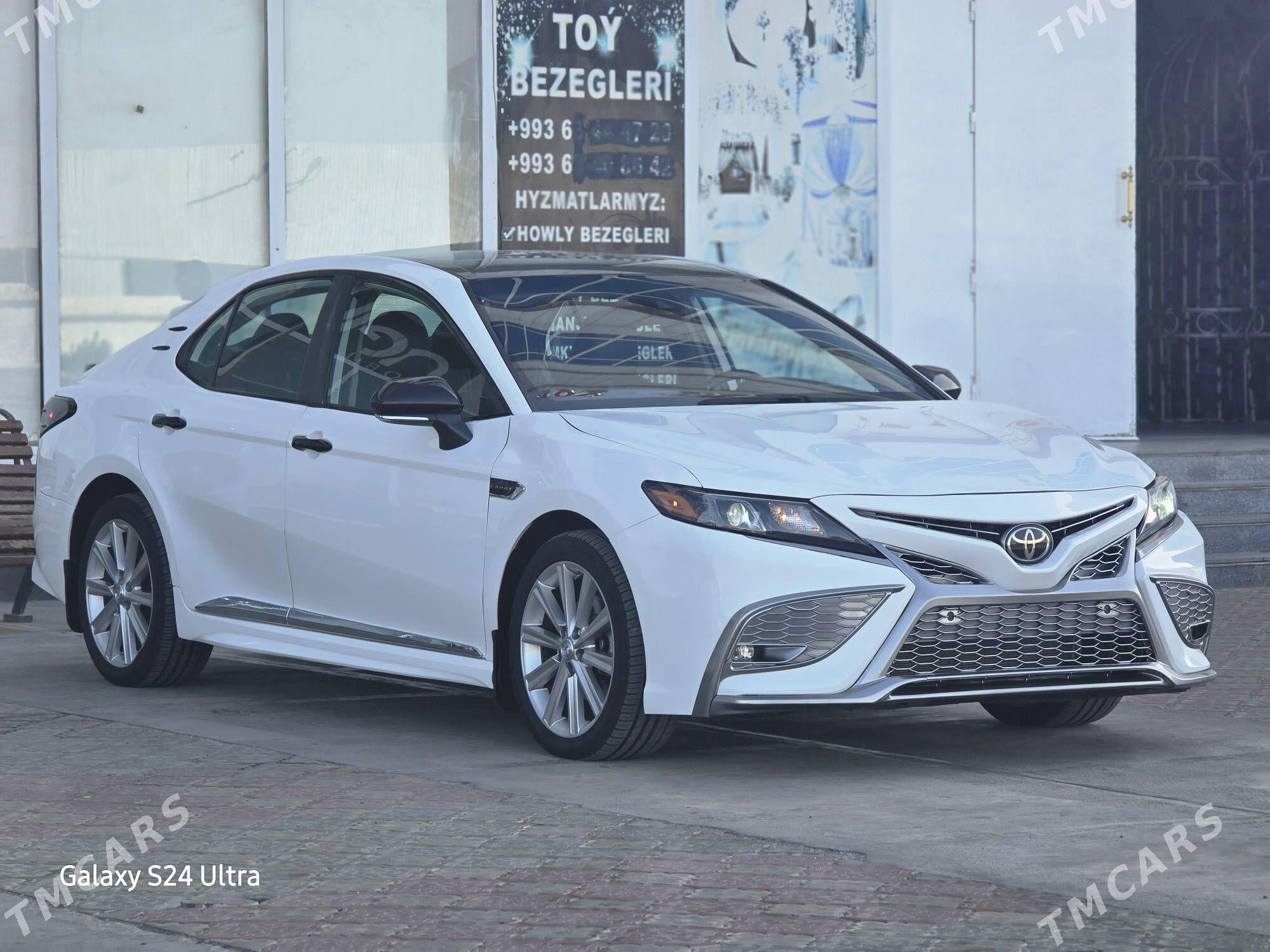 Toyota Camry 2022 - 330 000 TMT - Мары - img 2