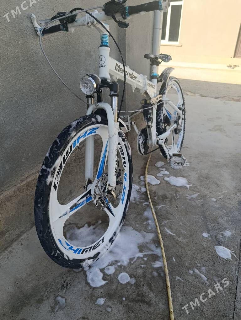 mersedes tigir - Bäherden - img 1