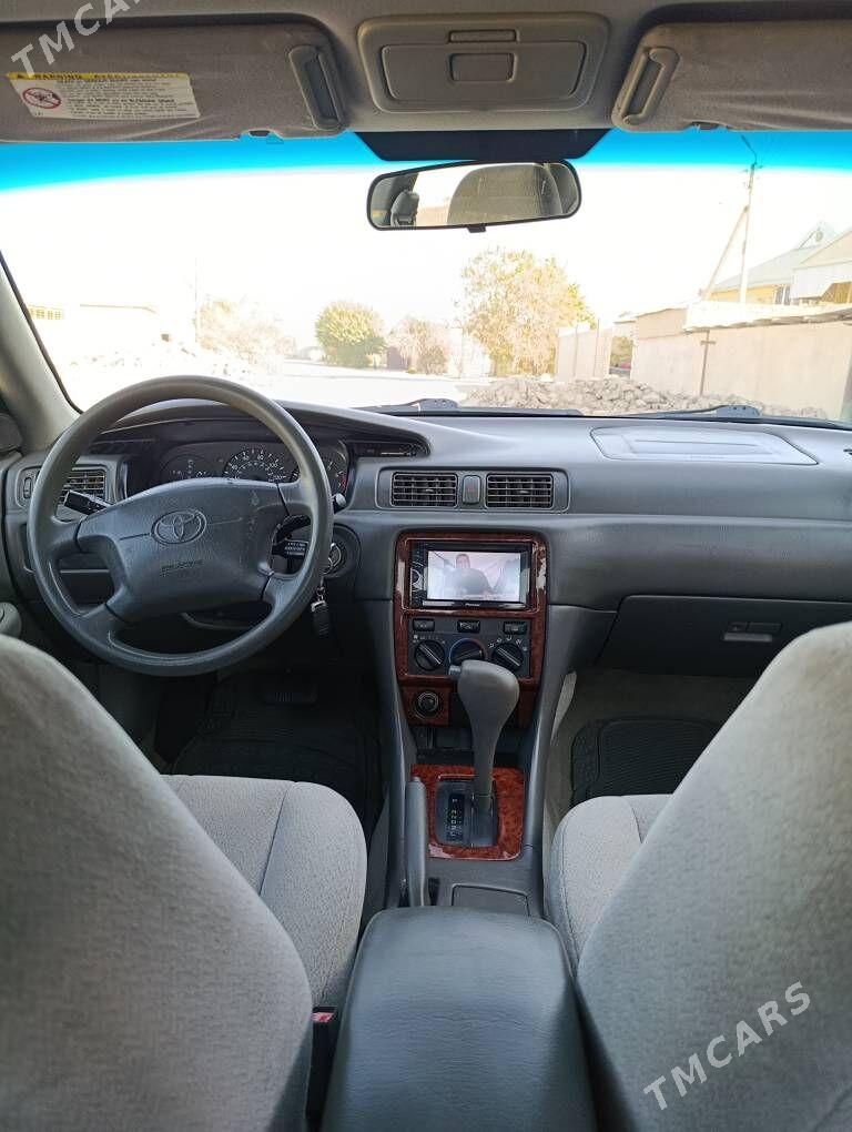 Toyota Camry 2001 - 156 000 TMT - Sakarçäge - img 2