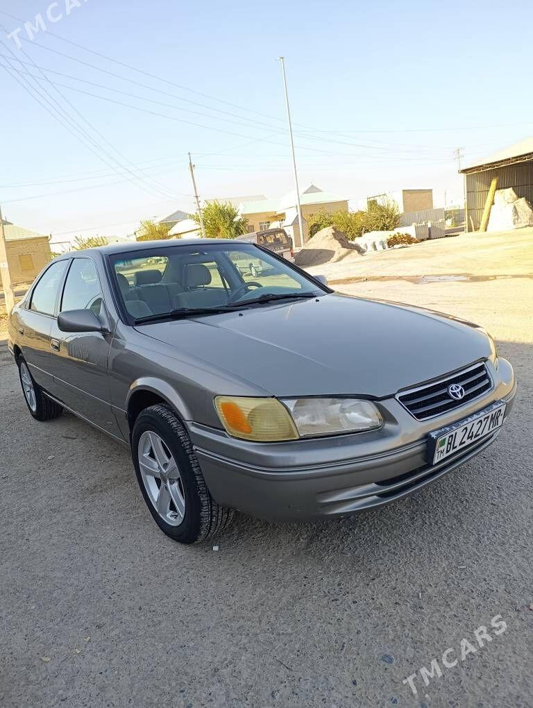 Toyota Camry 2001 - 156 000 TMT - Sakarçäge - img 4