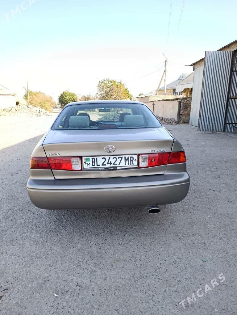 Toyota Camry 2001 - 156 000 TMT - Sakarçäge - img 7
