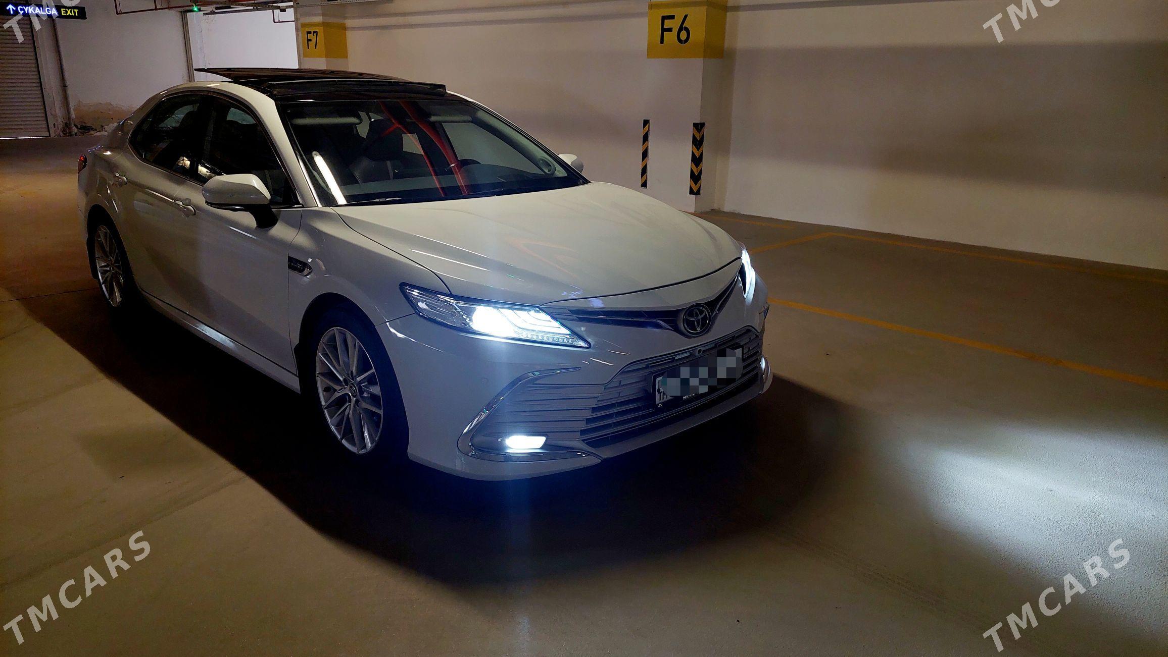 Toyota Camry 2021 - 370 000 TMT - Ашхабад - img 1