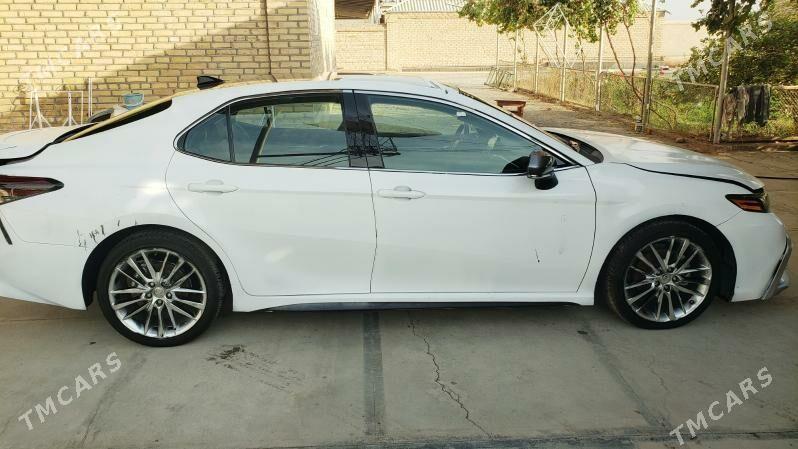 Toyota Camry 2022 - 272 000 TMT - Мары - img 3