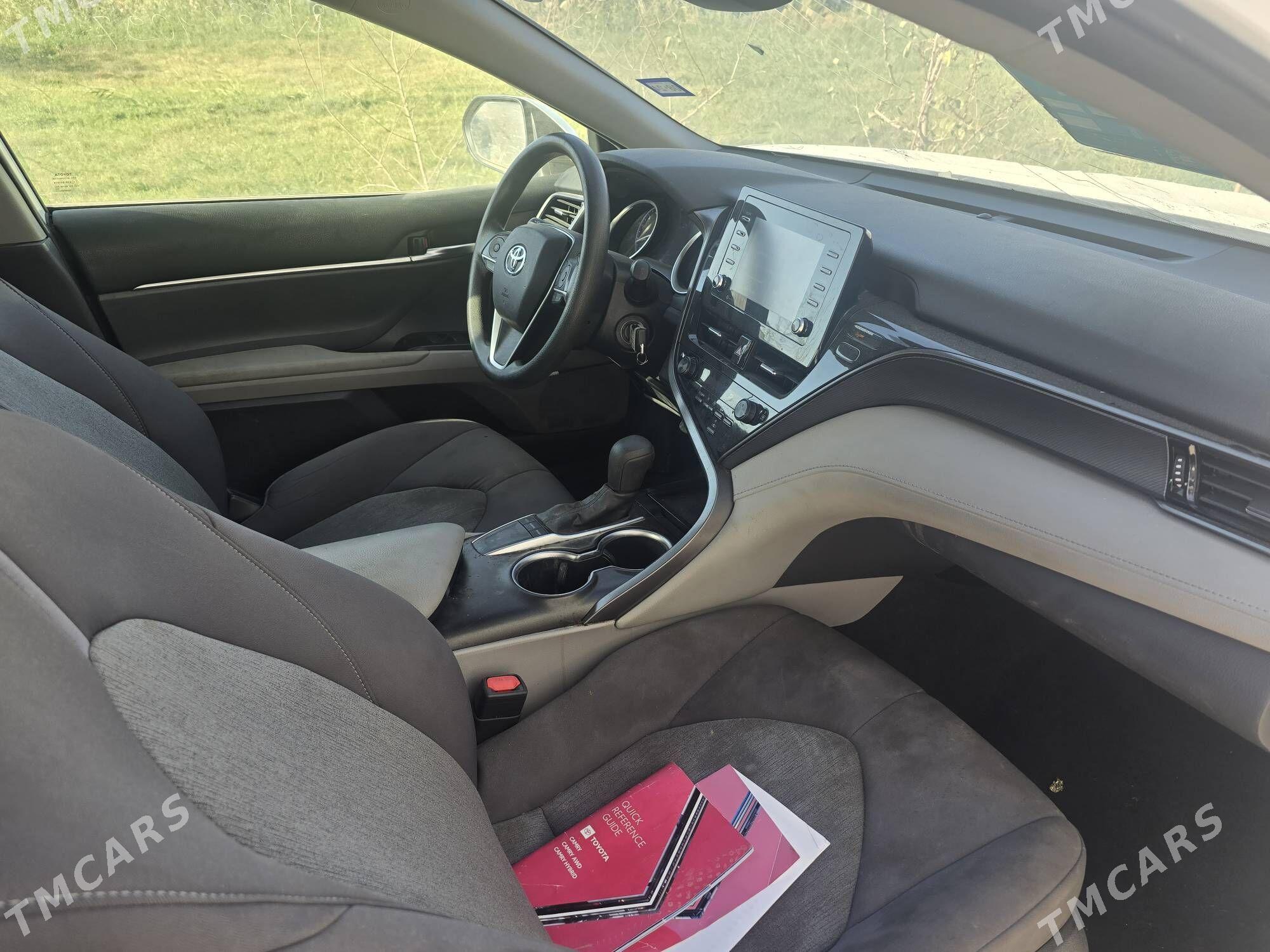 Toyota Camry 2022 - 295 000 TMT - Мары - img 2