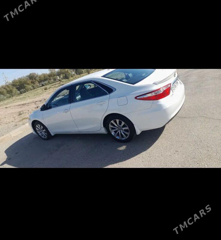 Toyota Camry 2017 - 300 000 TMT - Baýramaly - img 5