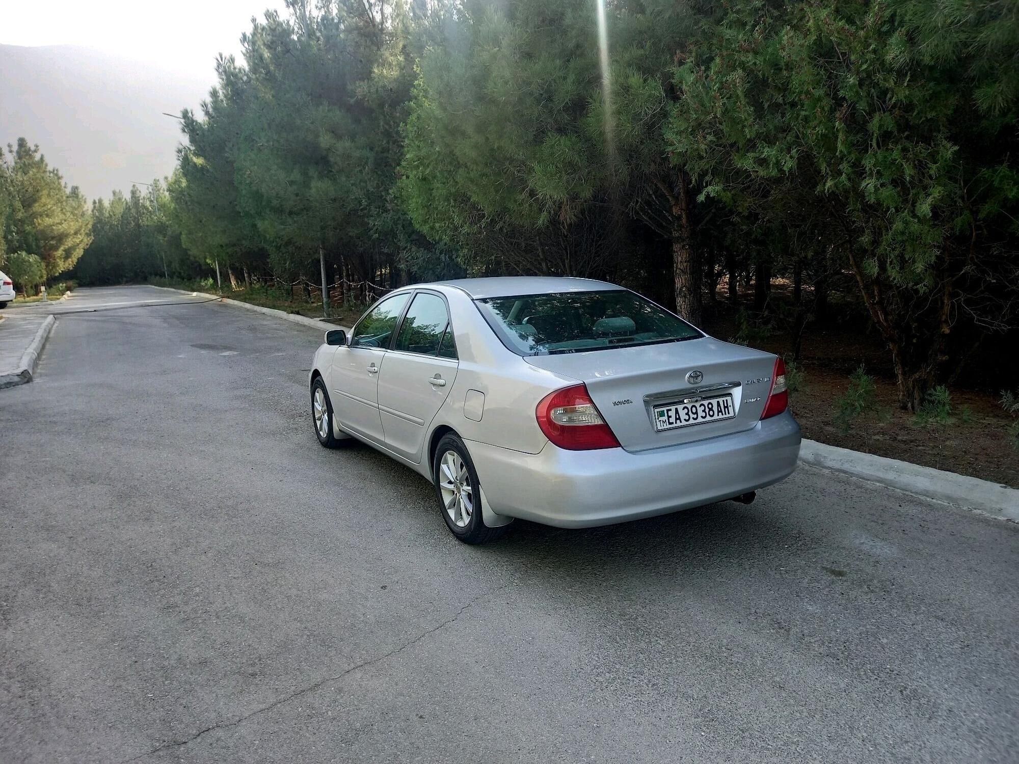 Toyota Camry 2003 - 185 000 TMT - Bäherden - img 2