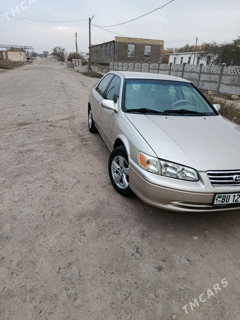 Toyota Camry 2000 - 170 000 TMT - Гурбансолтан Едже - img 6