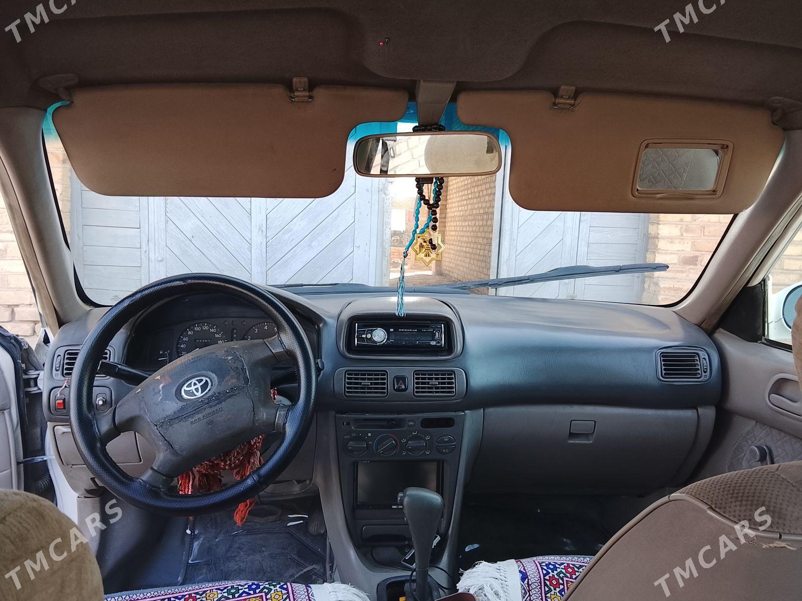 Toyota Corolla 2000 - 65 000 TMT - Керки - img 3