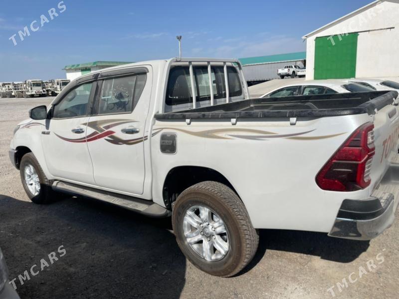 Toyota Hilux 2025 - 668 780 TMT - Балканабат - img 2