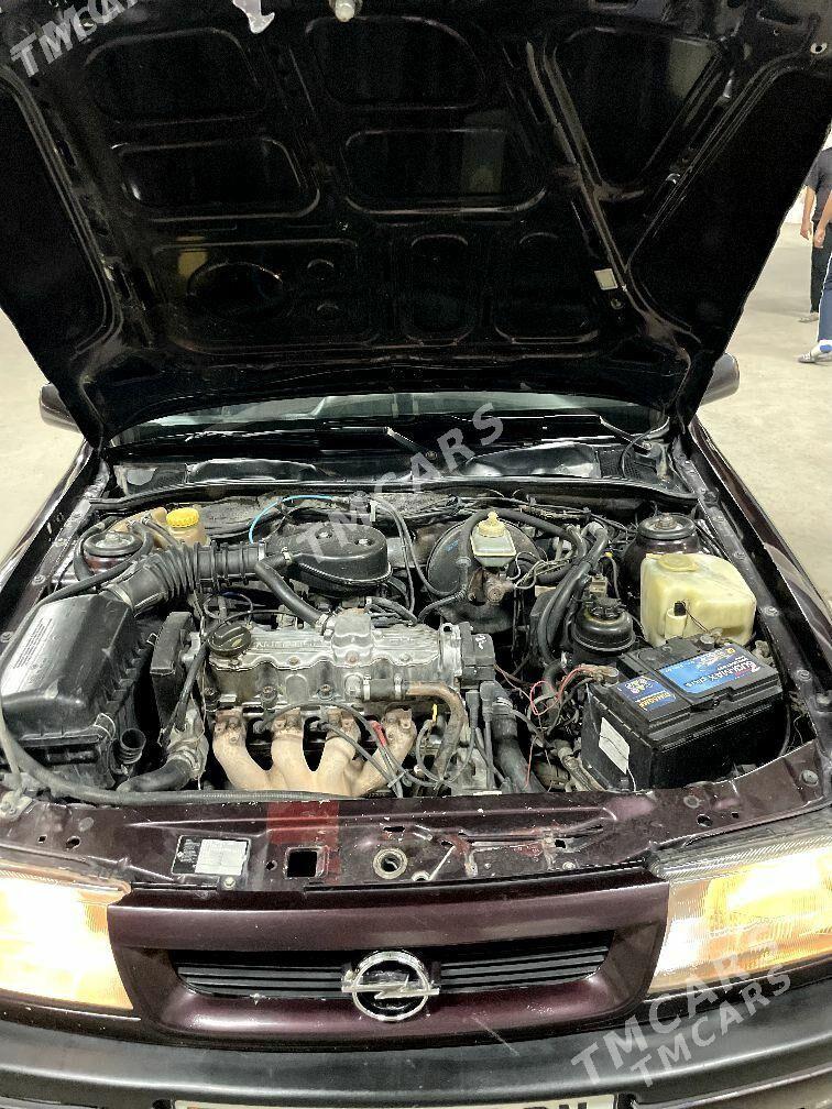Opel Vectra 1993 - 40 000 TMT - Balkanabat - img 5