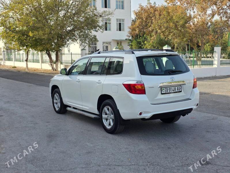 Toyota Highlander 2010 - 278 000 TMT - Parahat 7 - img 5