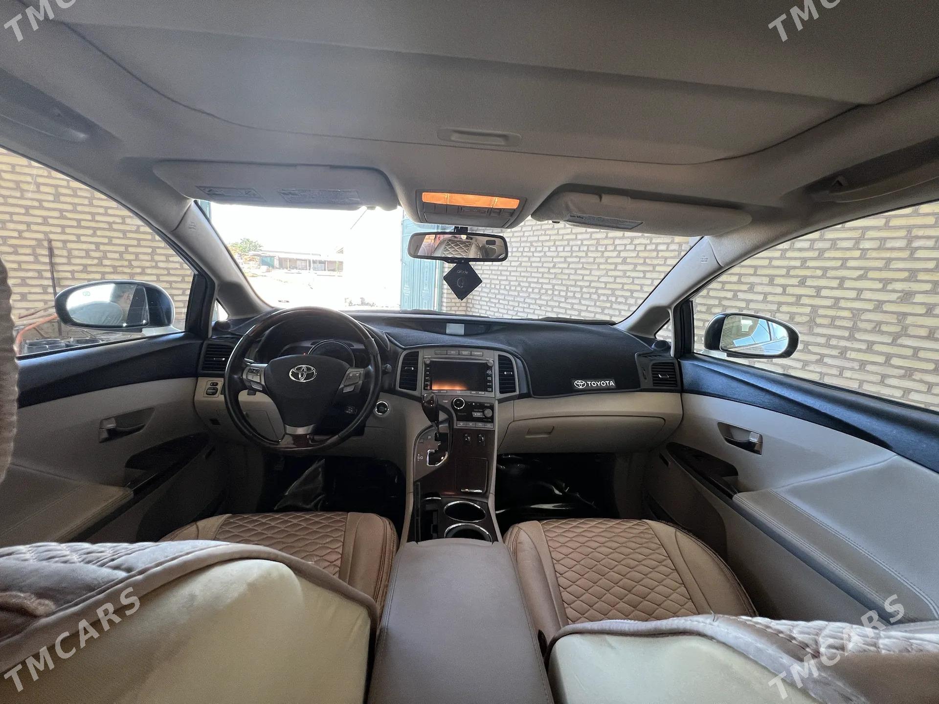 Toyota Venza 2010 - 270 000 TMT - Кёнеургенч - img 1