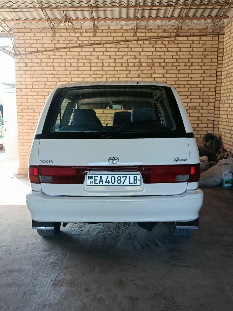 Toyota Previa 1991 - 80 000 TMT - Halaç - img 4