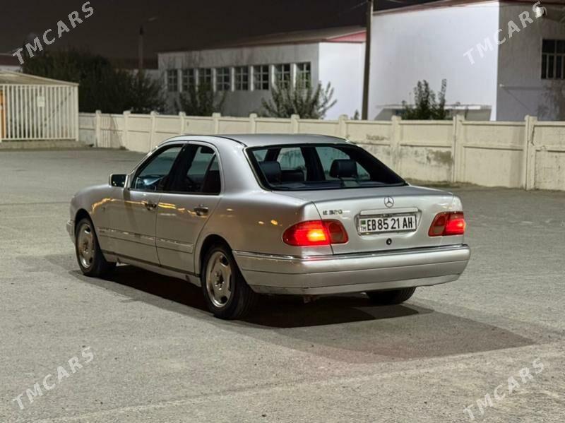 Mercedes-Benz E320 1996 - 58 000 TMT - Aşgabat - img 4