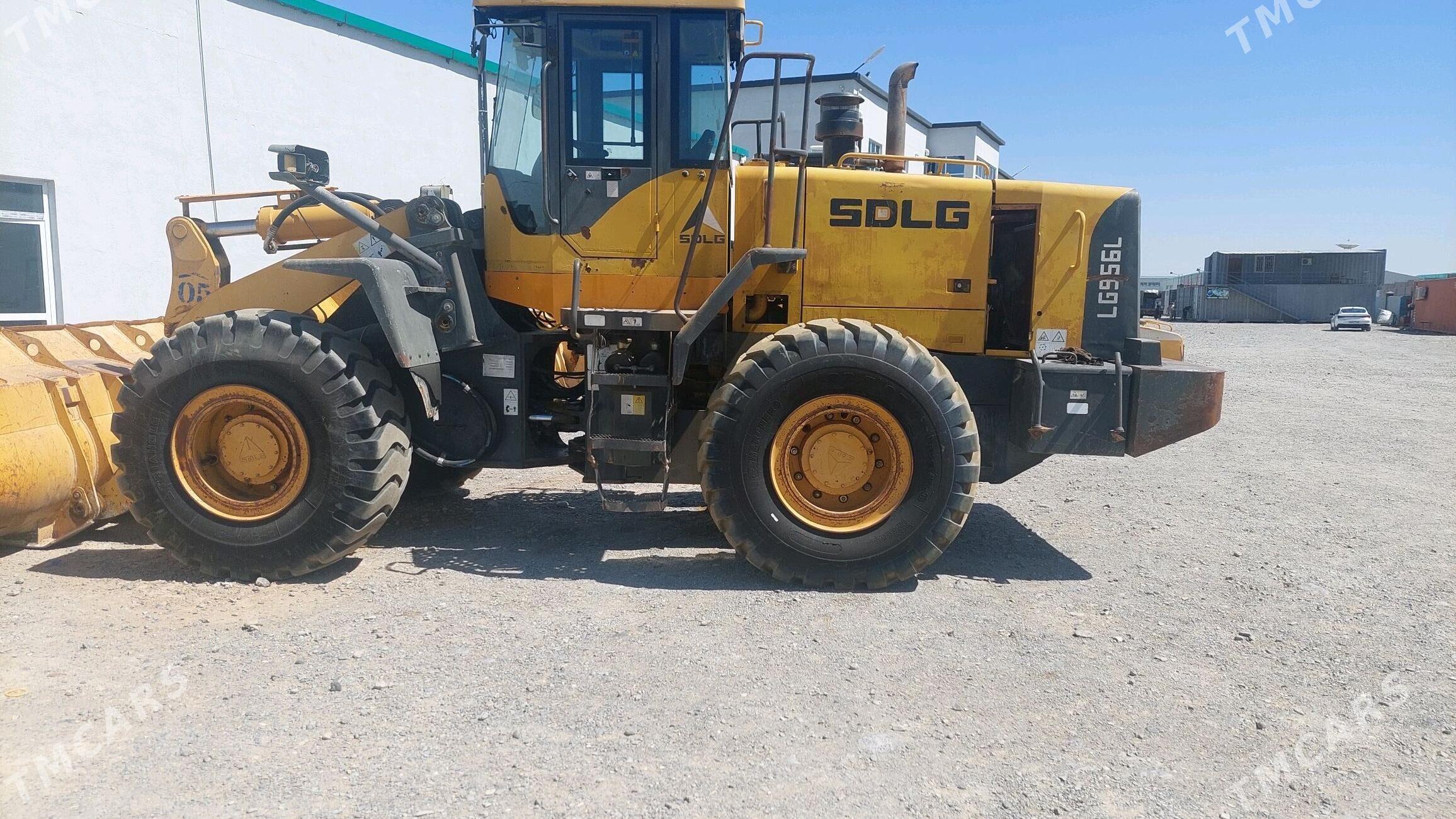 LiuGong CLG 856H 2013 - 520 000 TMT - Aşgabat - img 3