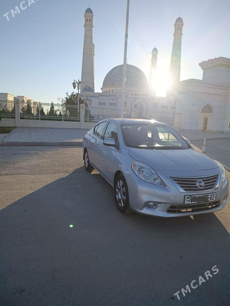 Nissan Versa 2013 - 94 000 TMT - Дашогуз - img 2