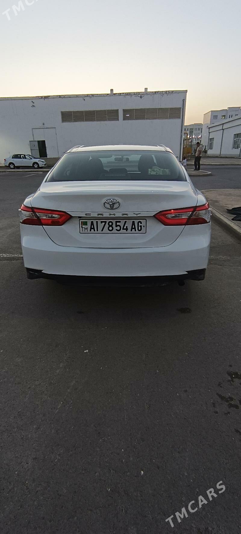 Toyota Camry 2018 - 250 000 TMT - Arkadag - img 8