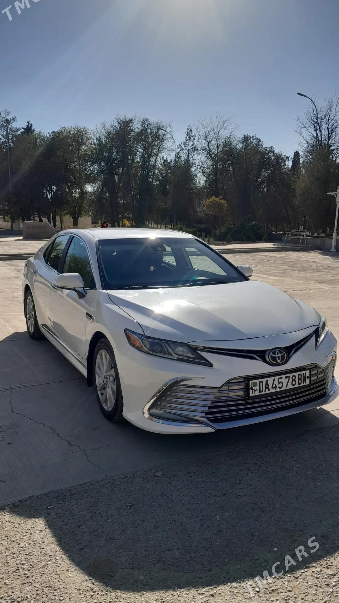 Toyota Camry 2022 - 330 000 TMT - Махтумкули - img 2