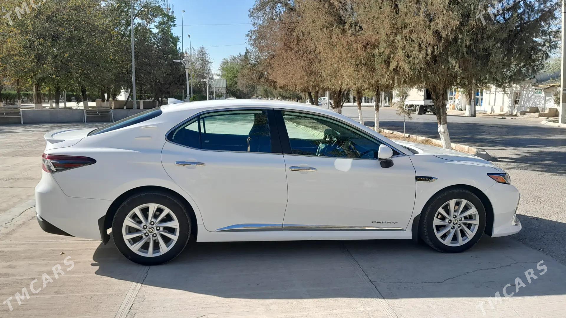 Toyota Camry 2022 - 330 000 TMT - Махтумкули - img 4