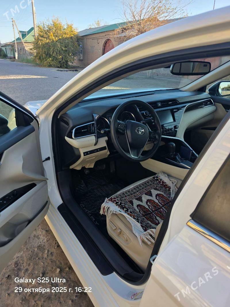 Toyota Camry 2018 - 310 000 TMT - Туркменабат - img 6