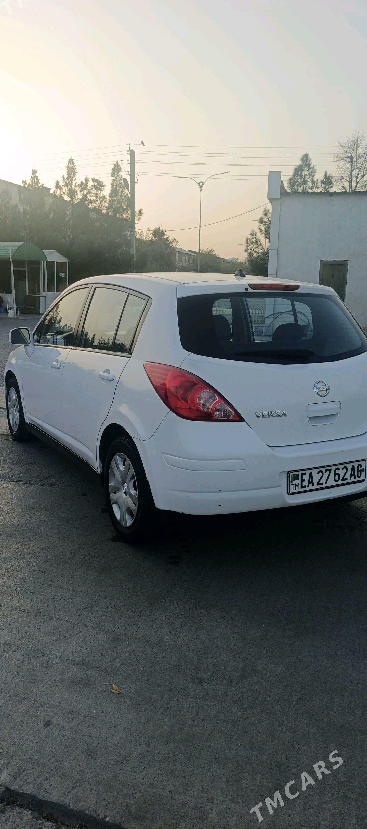 Nissan Versa 2010 - 145 000 TMT - Ашхабад - img 2