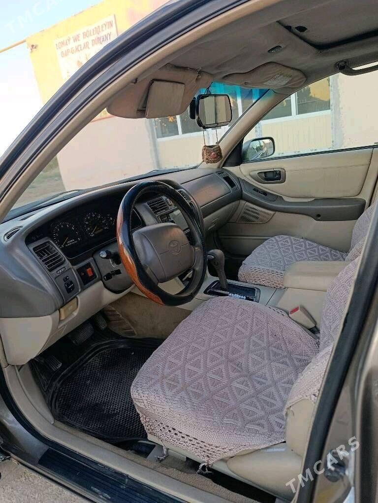 Toyota Avalon 1999 - 140 000 TMT - Саят - img 7