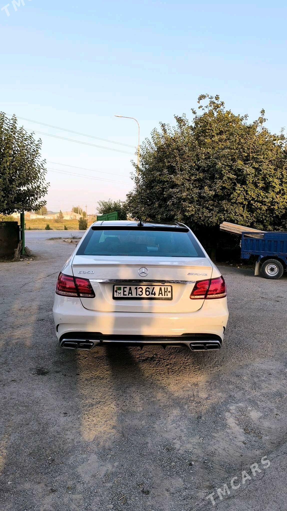 Mercedes-Benz E350 2011 - 370 000 TMT - Bäherden - img 5