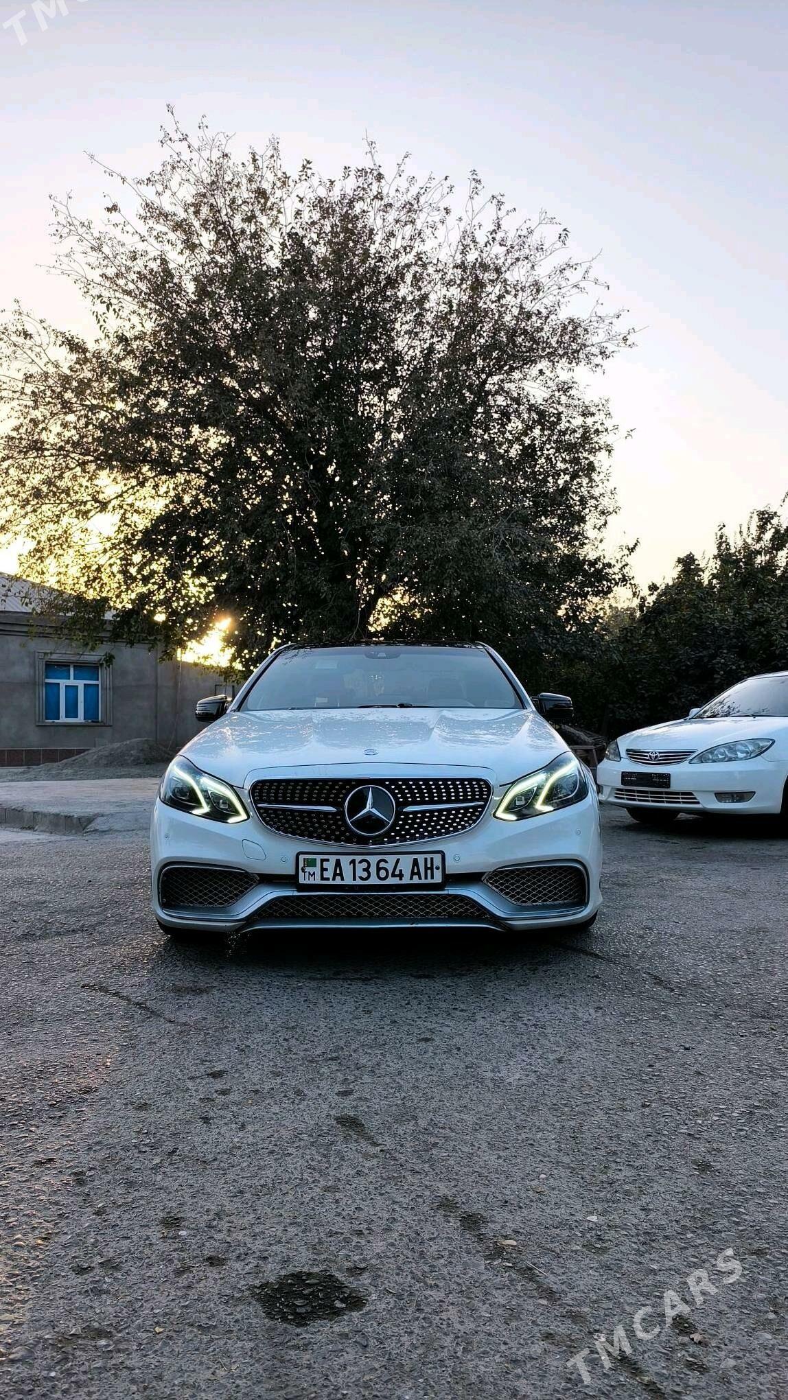 Mercedes-Benz E350 2011 - 370 000 TMT - Bäherden - img 7