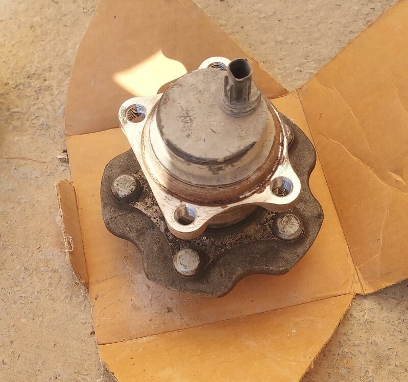 Ступица Тойота RAV 4  2013 года 300 TMT - Aşgabat - img 1