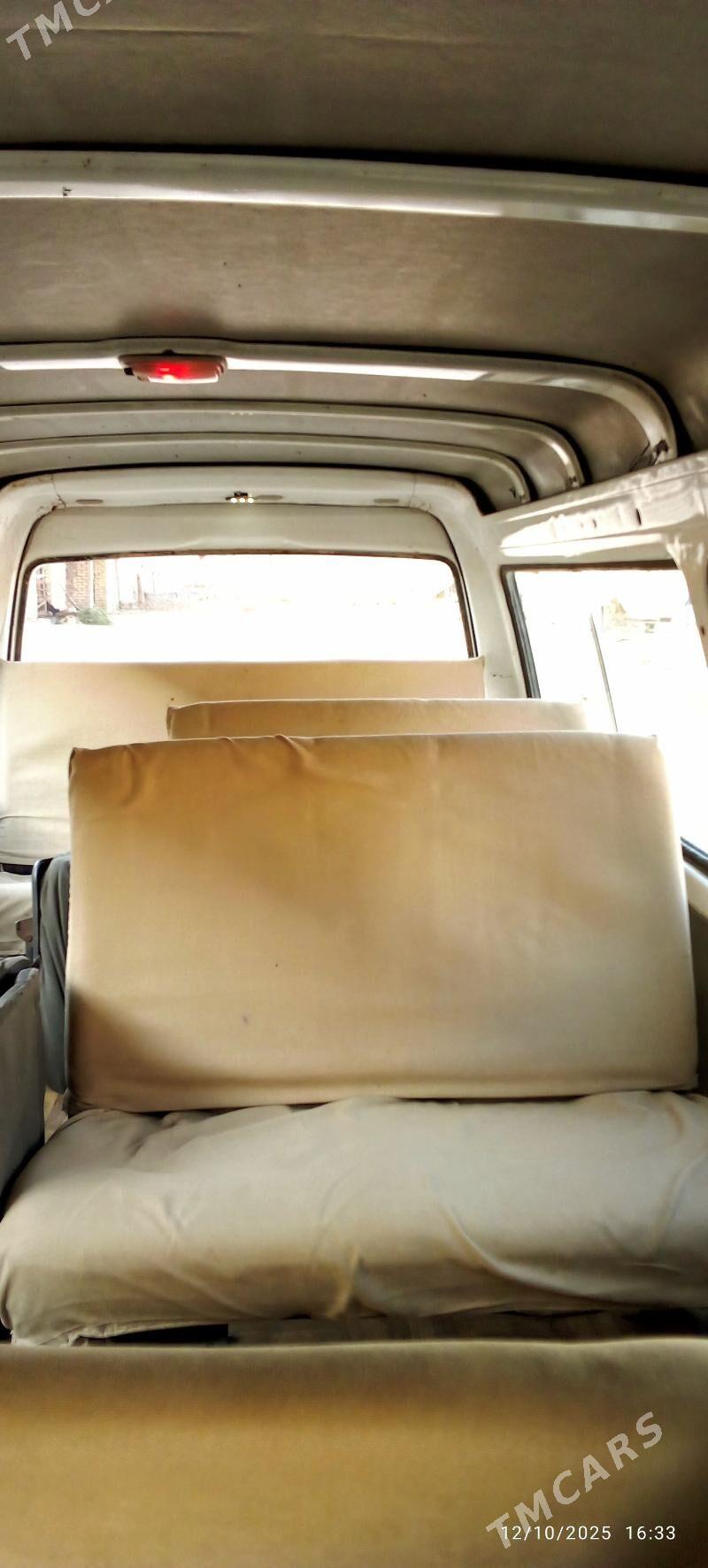 Mazda B2000 1995 - 20 000 TMT - Байрамали - img 2